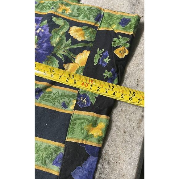 2 Vintage April Cornell Standard Cotton Pillowcases Cover Floral French Country - Picture 6 of 6